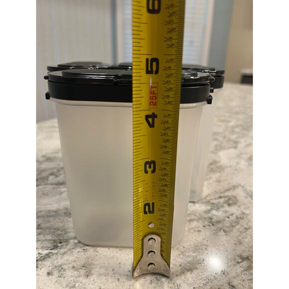 Tupperware Modular Mates Plastic Spice Shakers, set of 4 - Picture 4 of 7